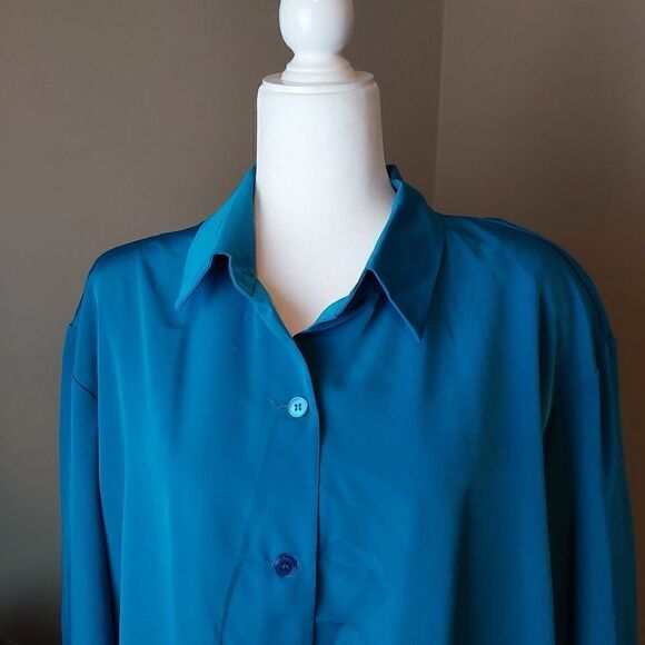 S.G. Sport blouse. Teal Size 1X - Picture 2 of 8